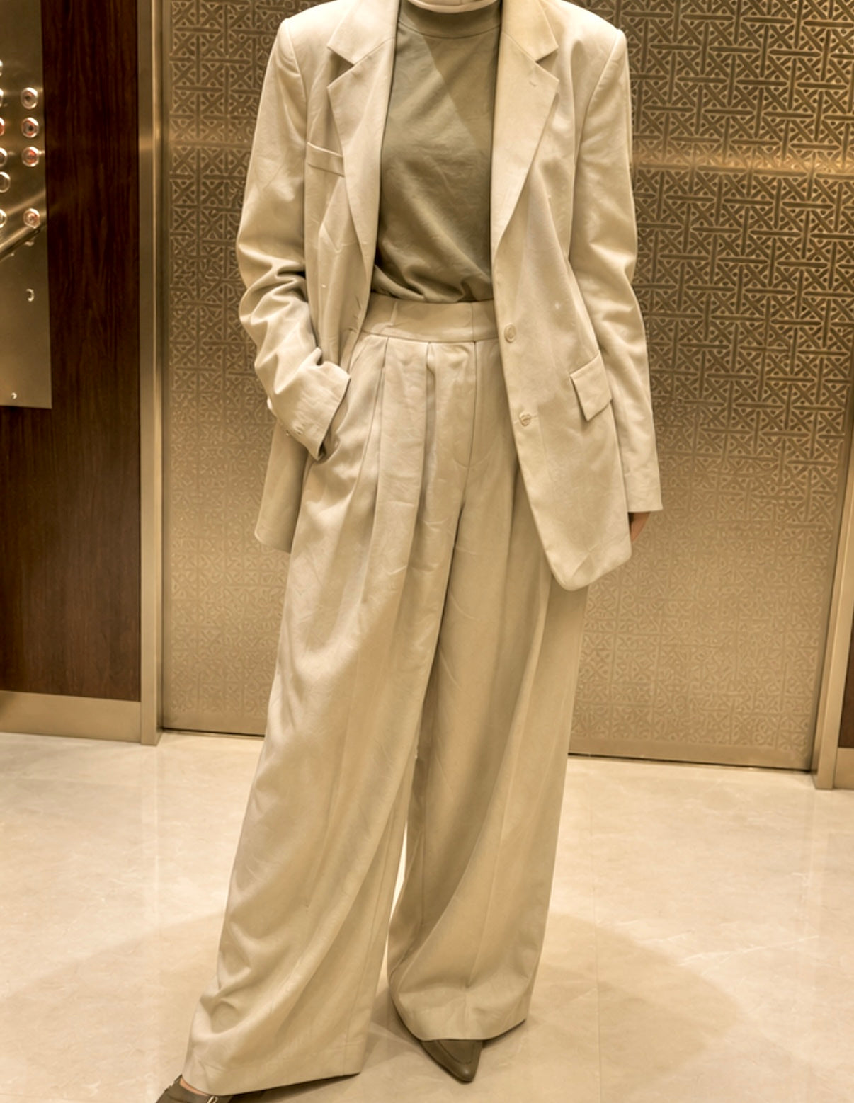 Linen Suit – Muted Pistachio