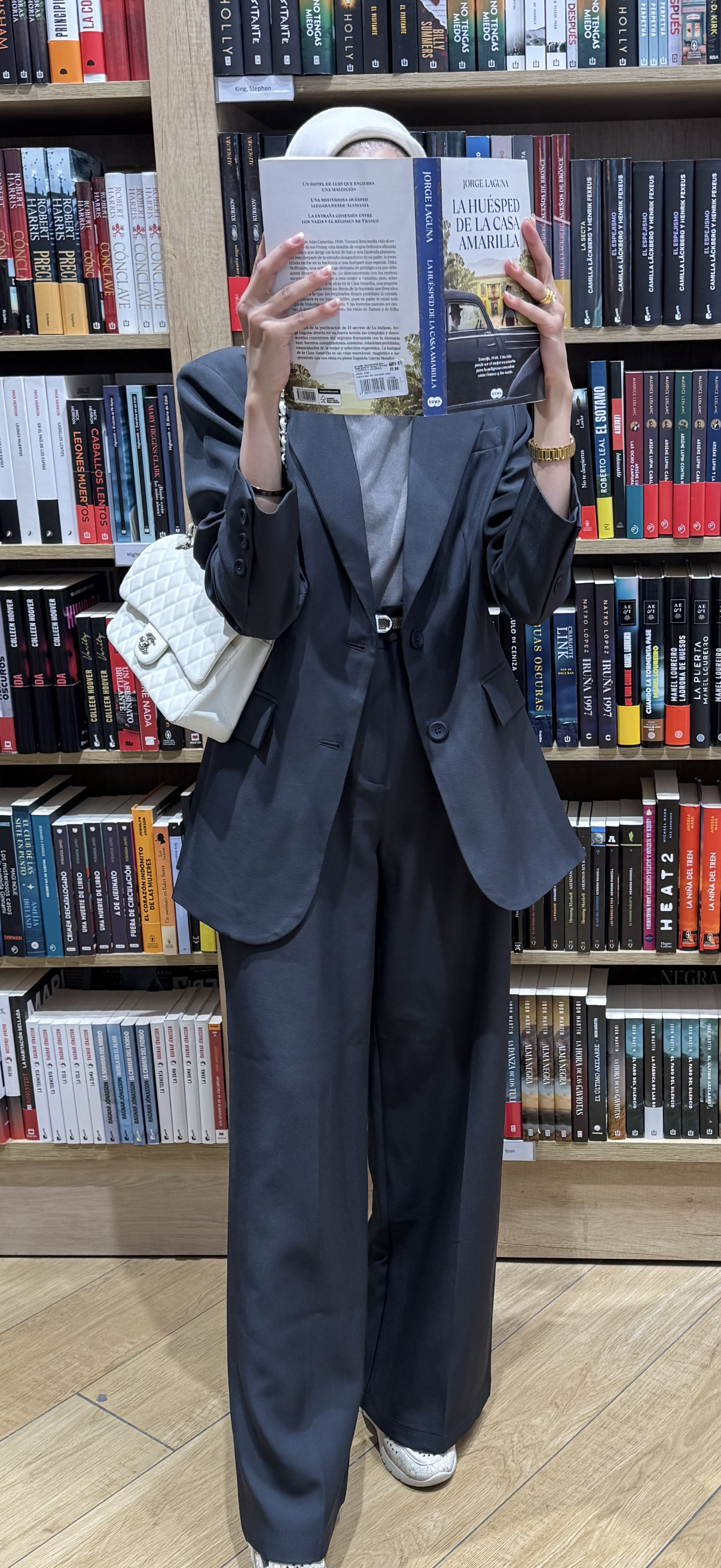 Tailored Two-Piece Suit – Charcoal Grey